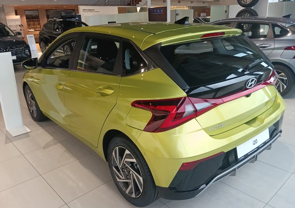 Hyundai i20 cena 98900 przebieg: 6, rok produkcji 2023 z Warszawa małe 326